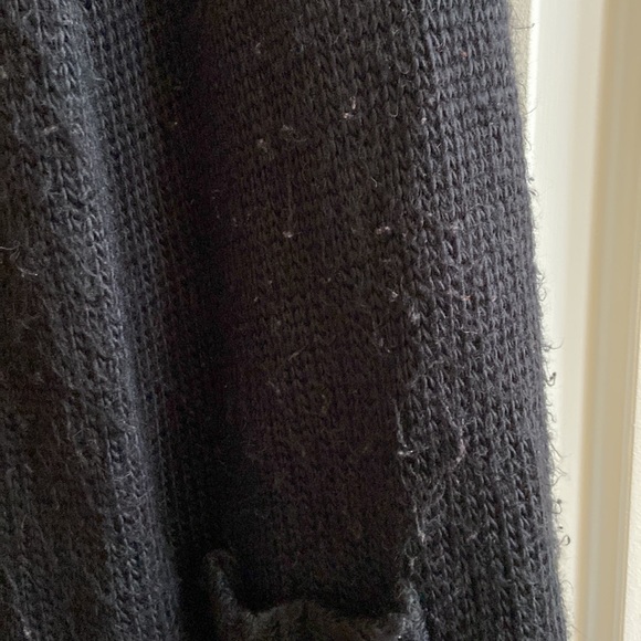 Beautiful black sleeveless sweater cardigan in size XL - Picture 5 of 9
